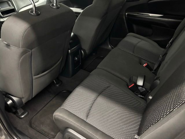 Used 2018 Dodge Journey SE w/ Connectivity Group FWD image 10