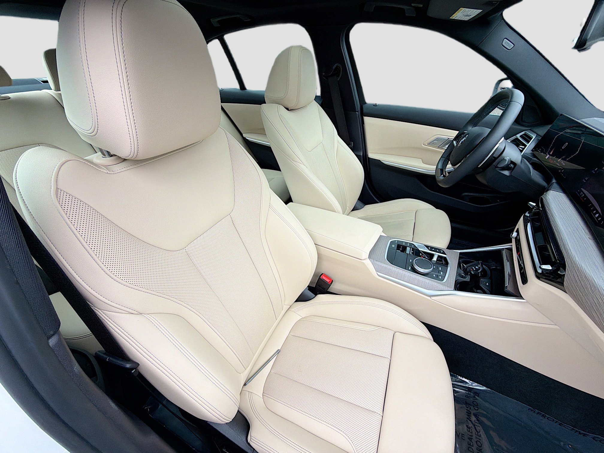 Used 2025 BMW 330i Sedan w/ Convenience Package image 15