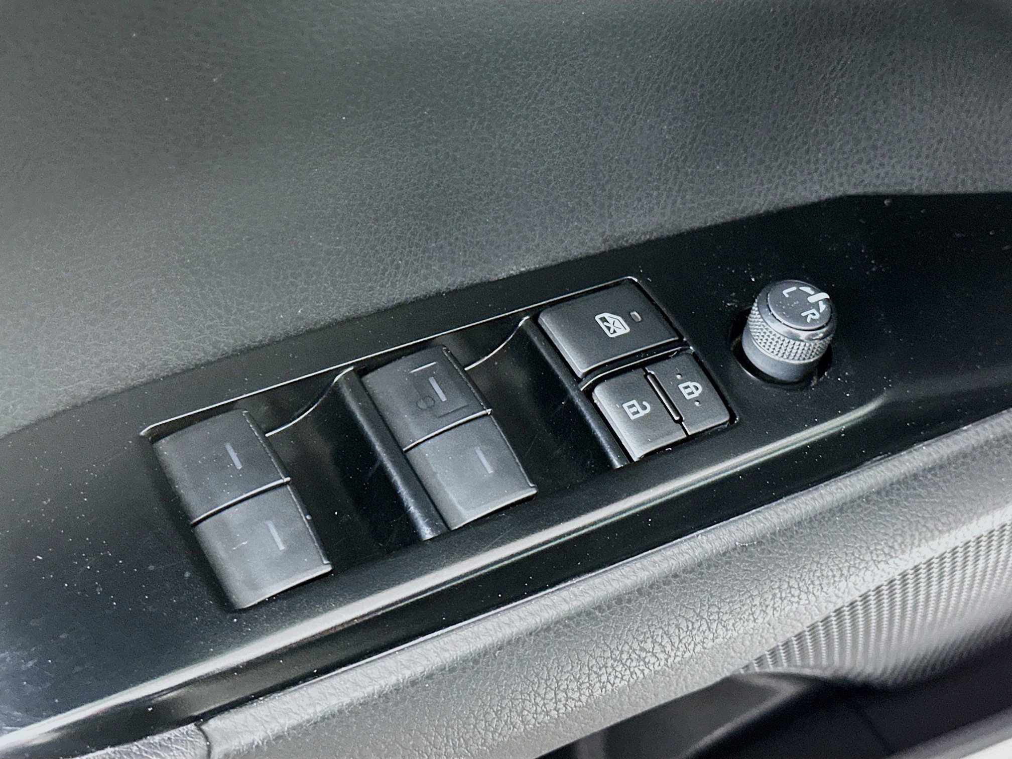 Used 2025 Toyota Camry LE image 15