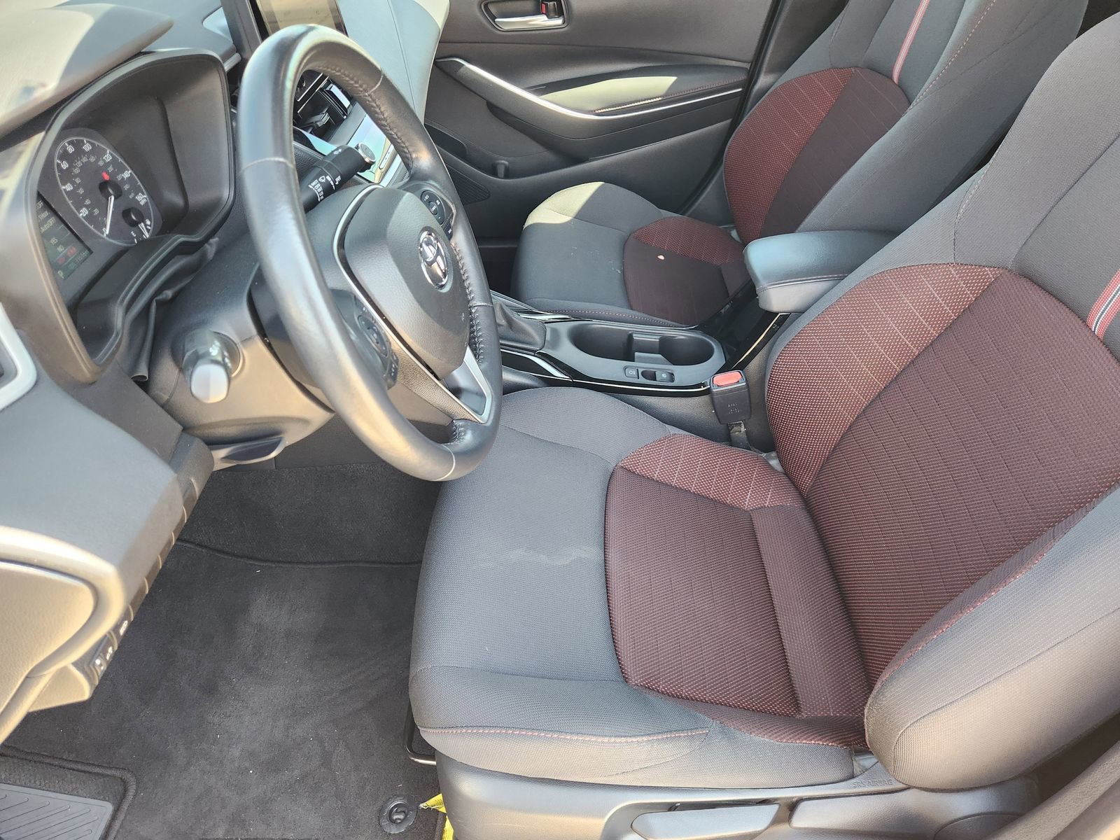 Used 2023 Toyota Corolla SE image 16