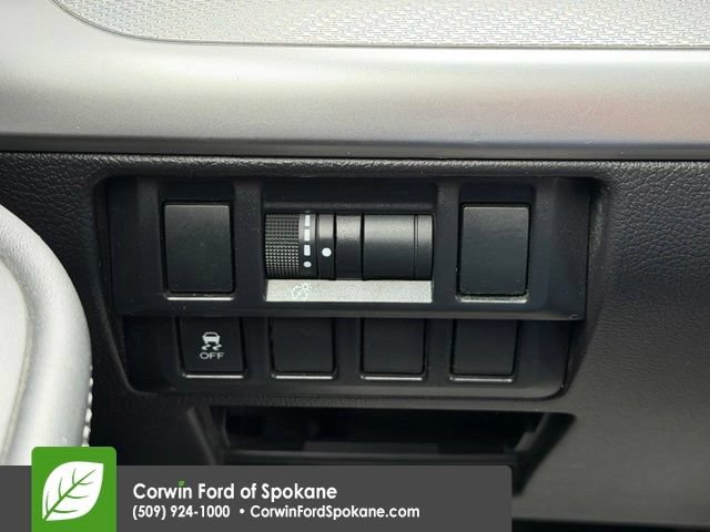 Used 2017 Subaru Outback 2.5i Premium AWD/4WD image 24
