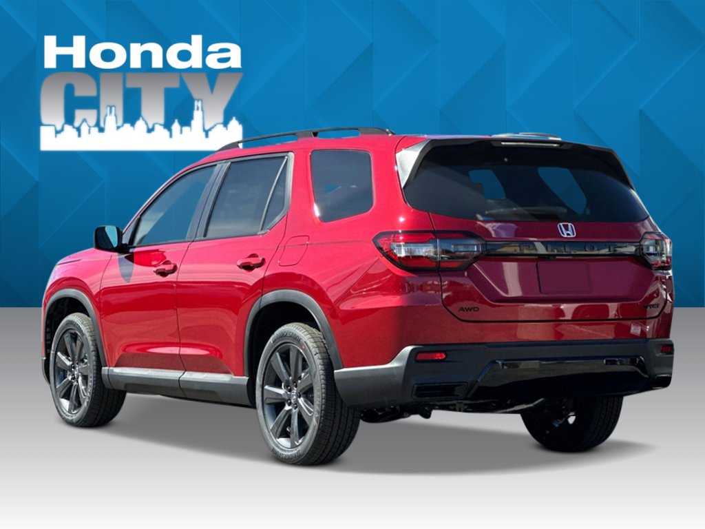 New 2026 Honda Pilot Sport image 3