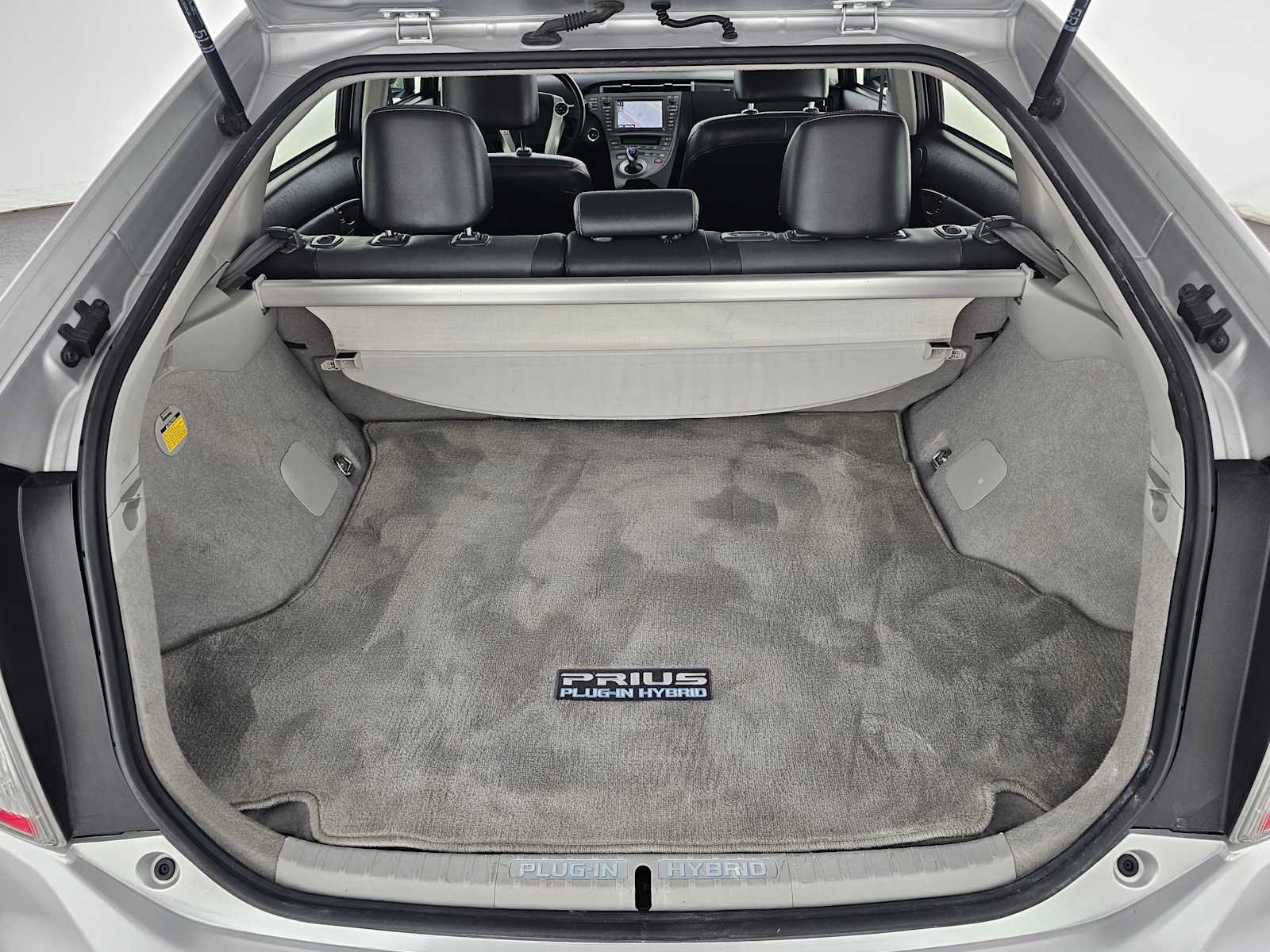 Used 2015 Toyota Prius Prime Advanced FWD image 15