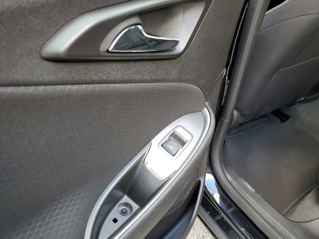 Used 2024 Chevrolet Malibu LT FWD image 10