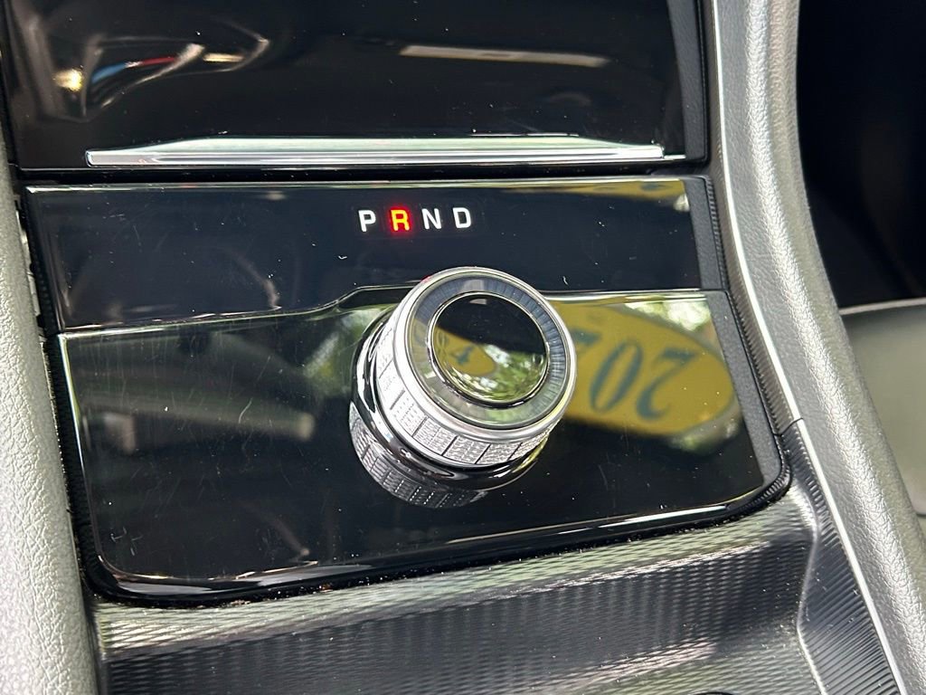 Certified 2024 Jeep Grand Cherokee Limited w/ Black Appearance Package image 25