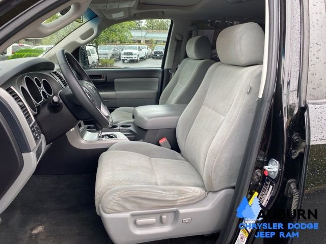 Used 2016 Toyota Sequoia SR5 image 36