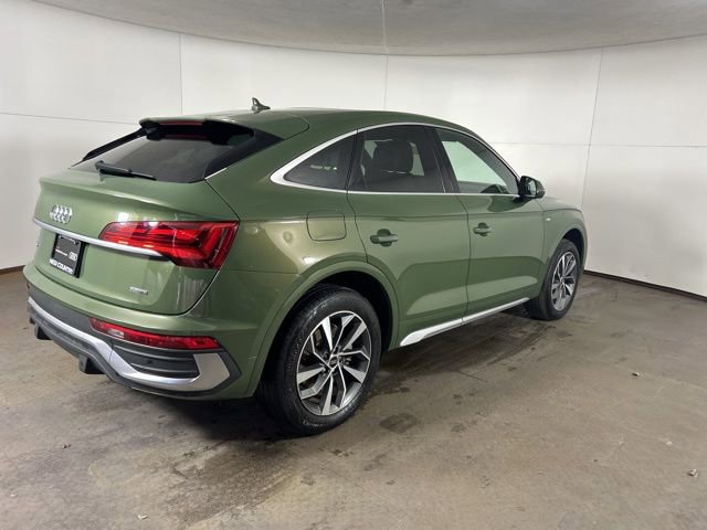 Used 2022 Audi Q5 2.0T Premium w/ Convenience Package image 9