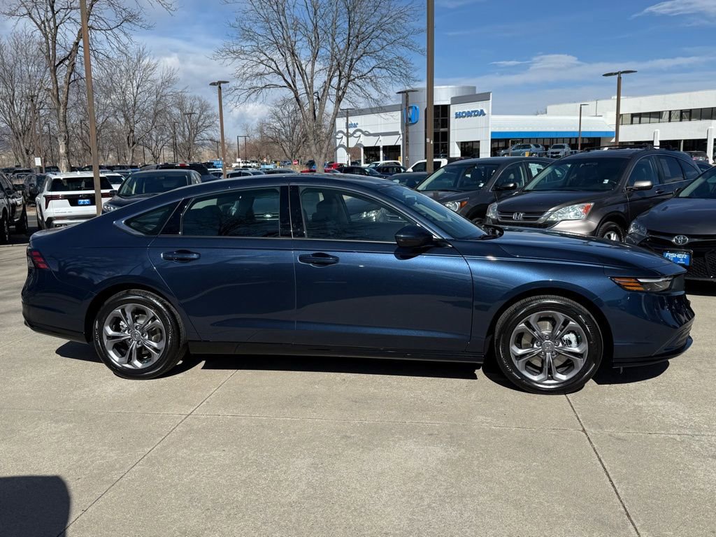 Certified 2025 Honda Accord EX-L image 4