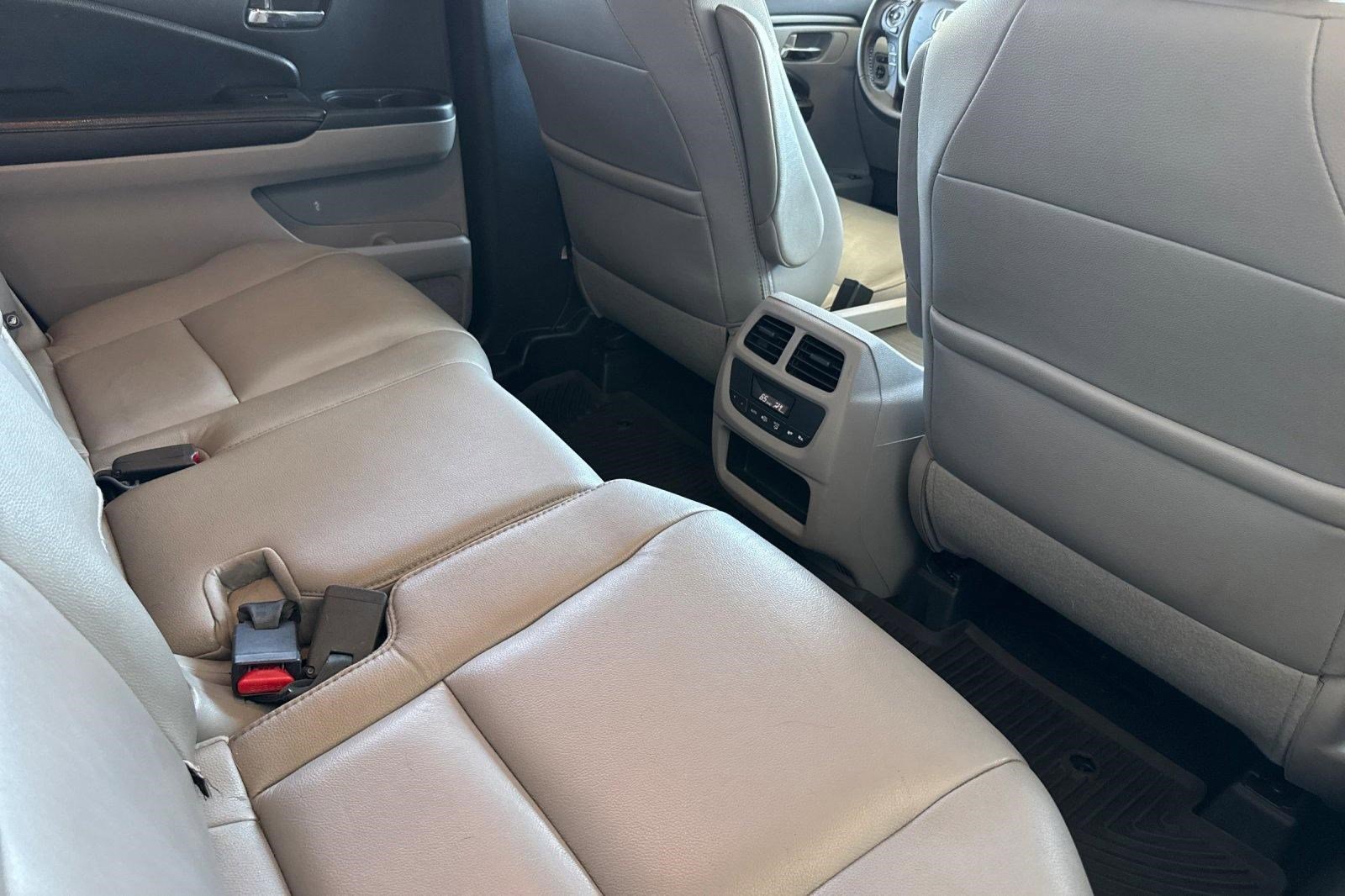 Used 2017 Honda Pilot EX-L image 30