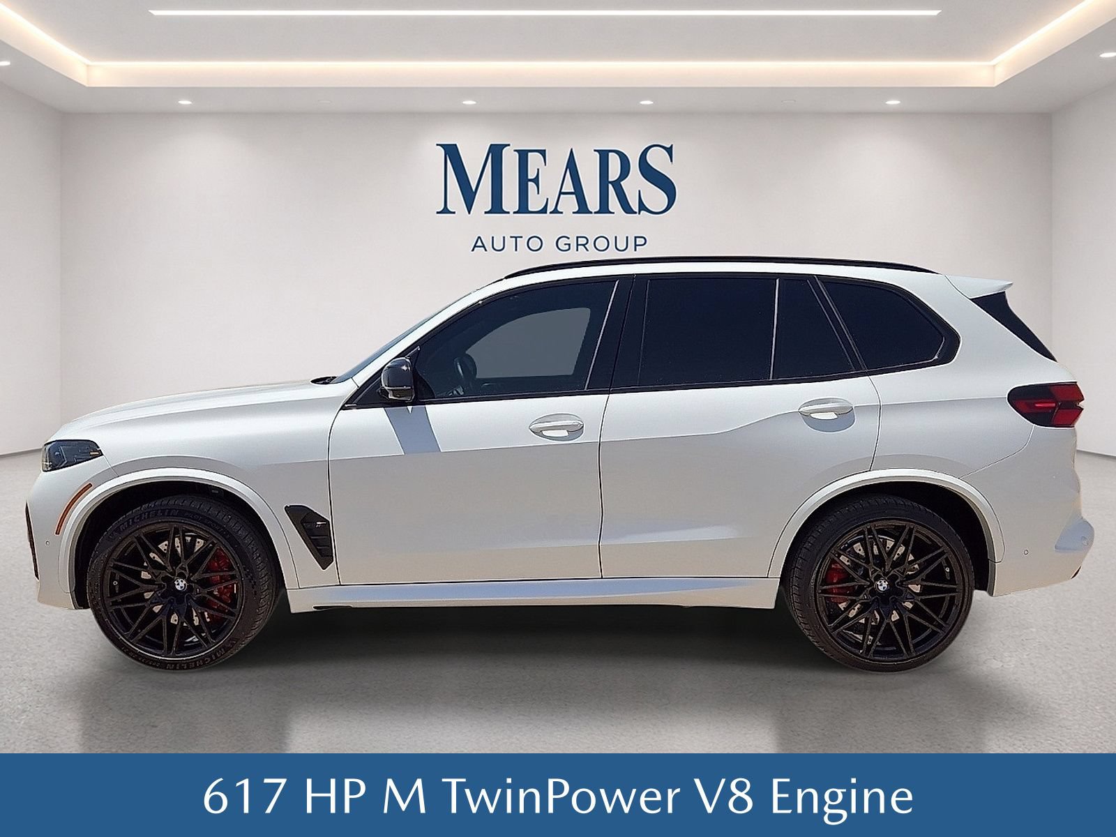 Used 2025 BMW X5 M Competition w/ Executive Package AWD/4WD image 3