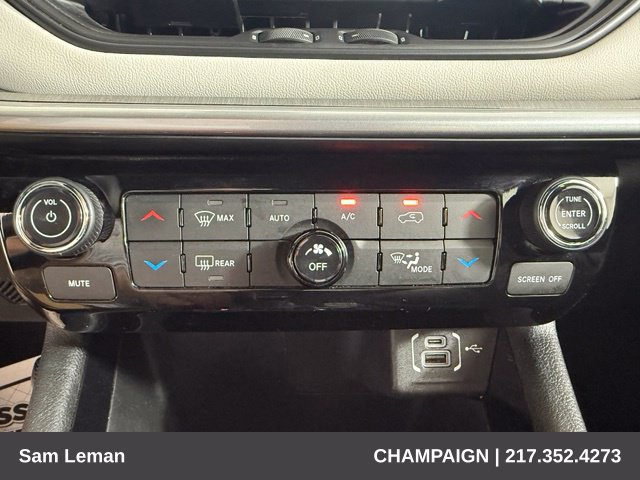Used 2025 Jeep Compass Limited AWD/4WD image 26