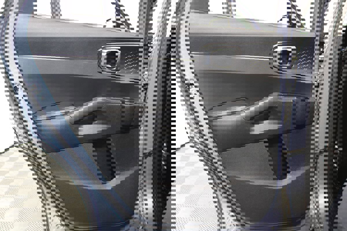 Used 2021 Kia Sorento S w/ Panoramic Sunroof Package image 32