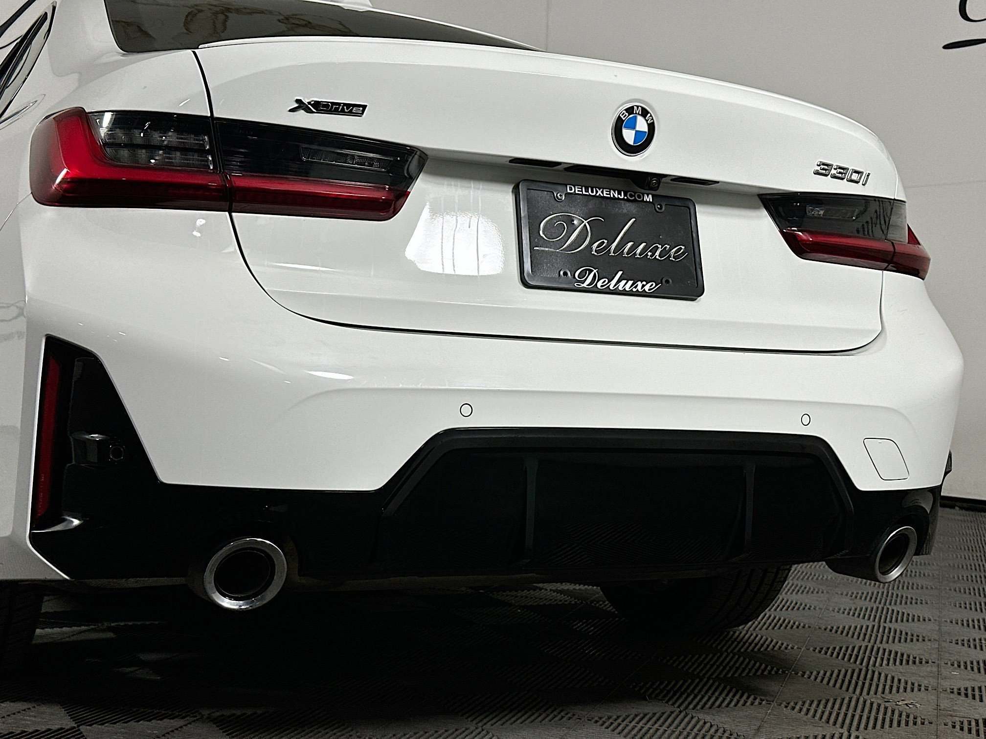 Used 2025 BMW 330i xDrive Sedan w/ M Sport Package image 26