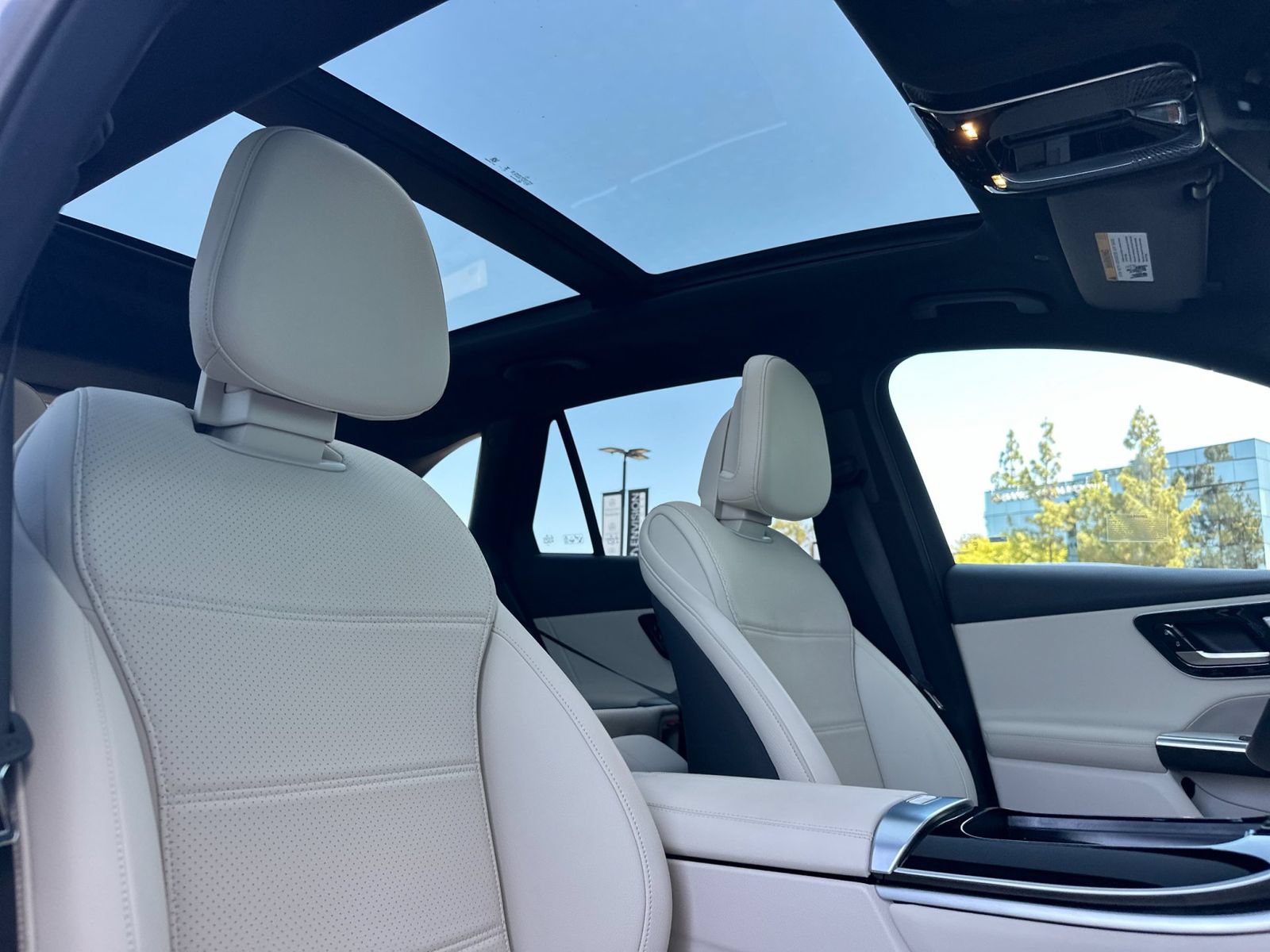Certified 2026 Mercedes-Benz GLC 300 4MATIC image 19