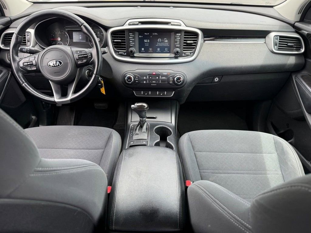 Used 2017 Kia Sorento FWD w/ LX Convenience Package image 15