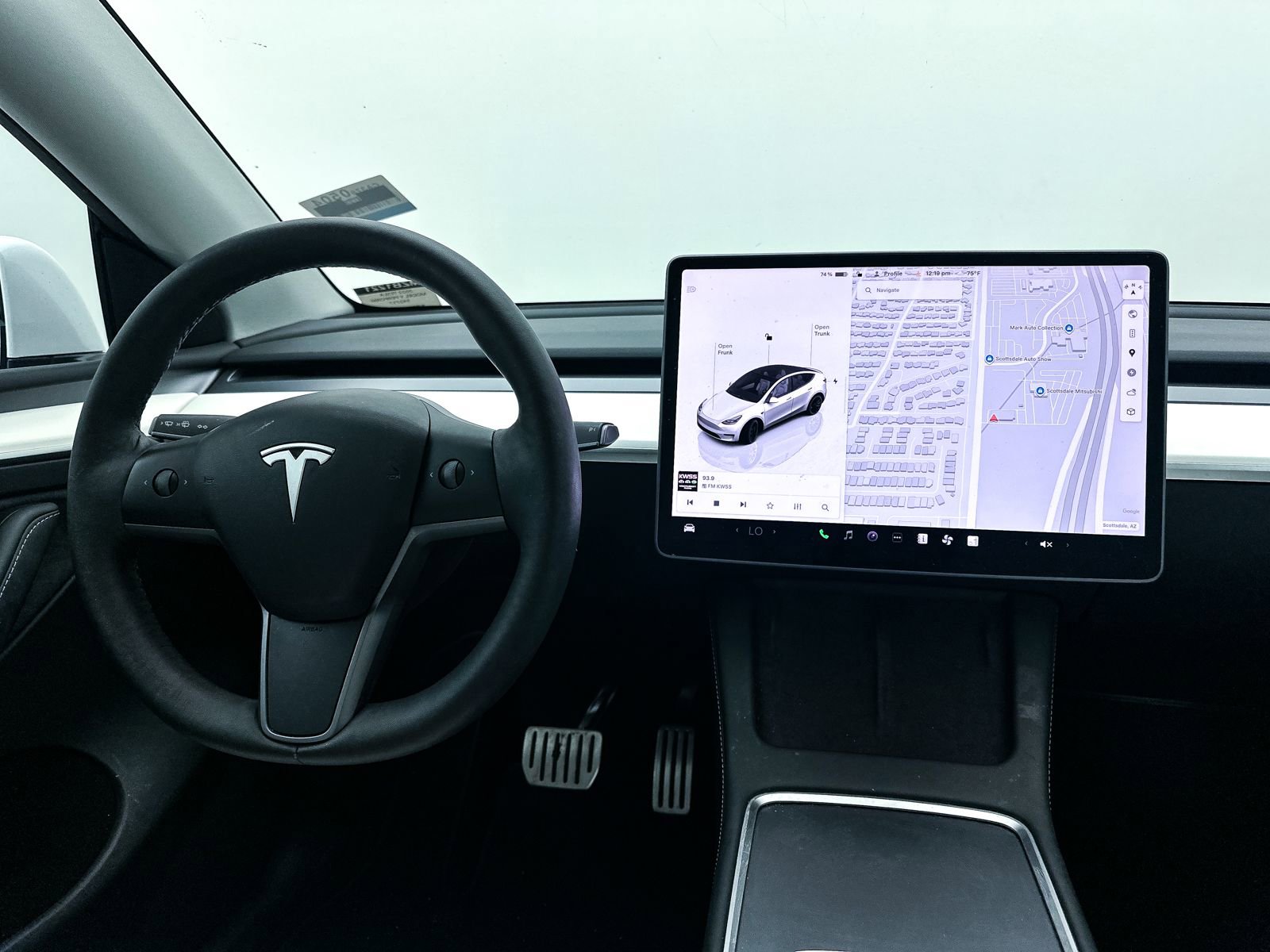 Used 2022 Tesla Model Y Performance AWD/4WD image 3