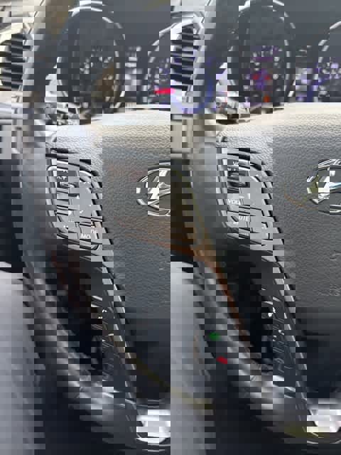 Used 2013 Hyundai Santa Fe Sport 2.0T w/ Technology Pkg image 16