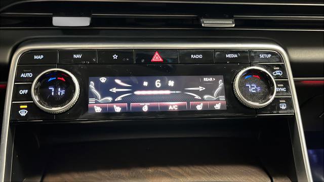 Used 2024 Genesis GV80 3.5T Prestige Signature image 18