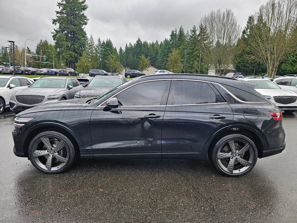 Used 2025 Genesis GV70 3.5T Sport w/ Sport Prestige Package image 8