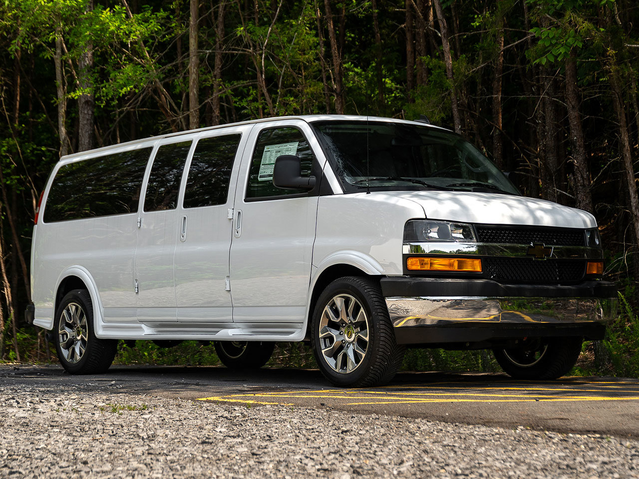 New 2025 Chevrolet Express 2500 Extended image 4
