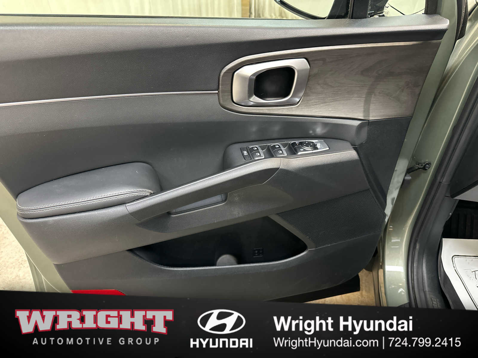 Used 2024 Kia Sorento X-Line EX image 9