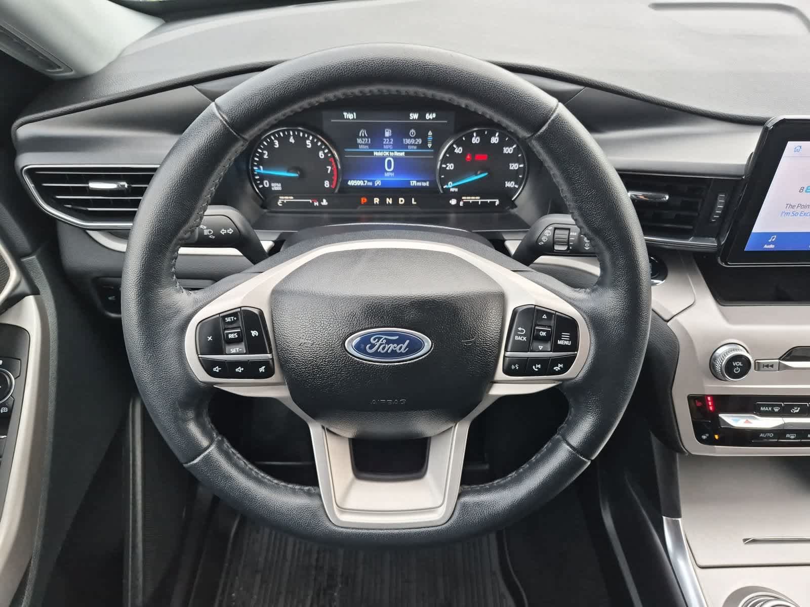 Used 2023 Ford Explorer XLT w/ Equipment Group 202A AWD/4WD image 22