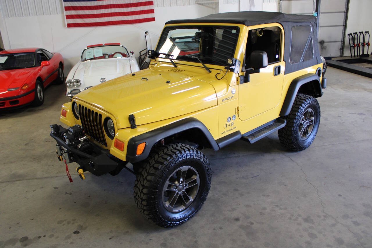 Used 2005 Jeep Wrangler Sport w/ 30" Tire & Wheel Group AWD/4WD image 17