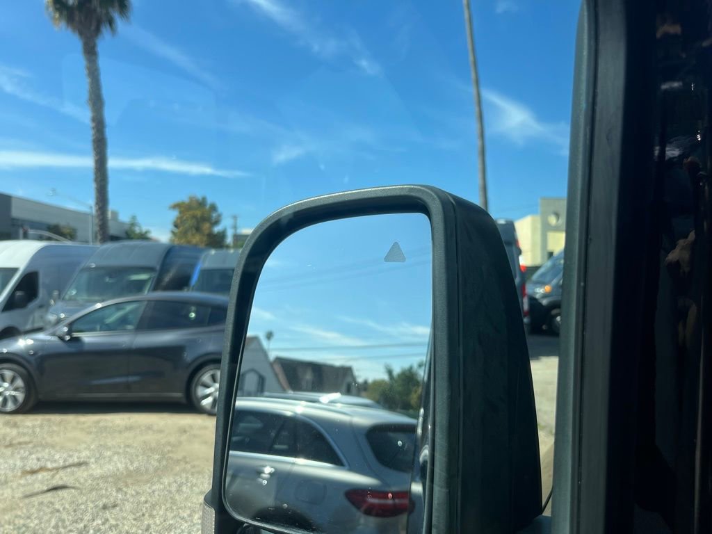 Used 2019 Mercedes-Benz Sprinter 2500 w/ Driver Convenience Package image 18