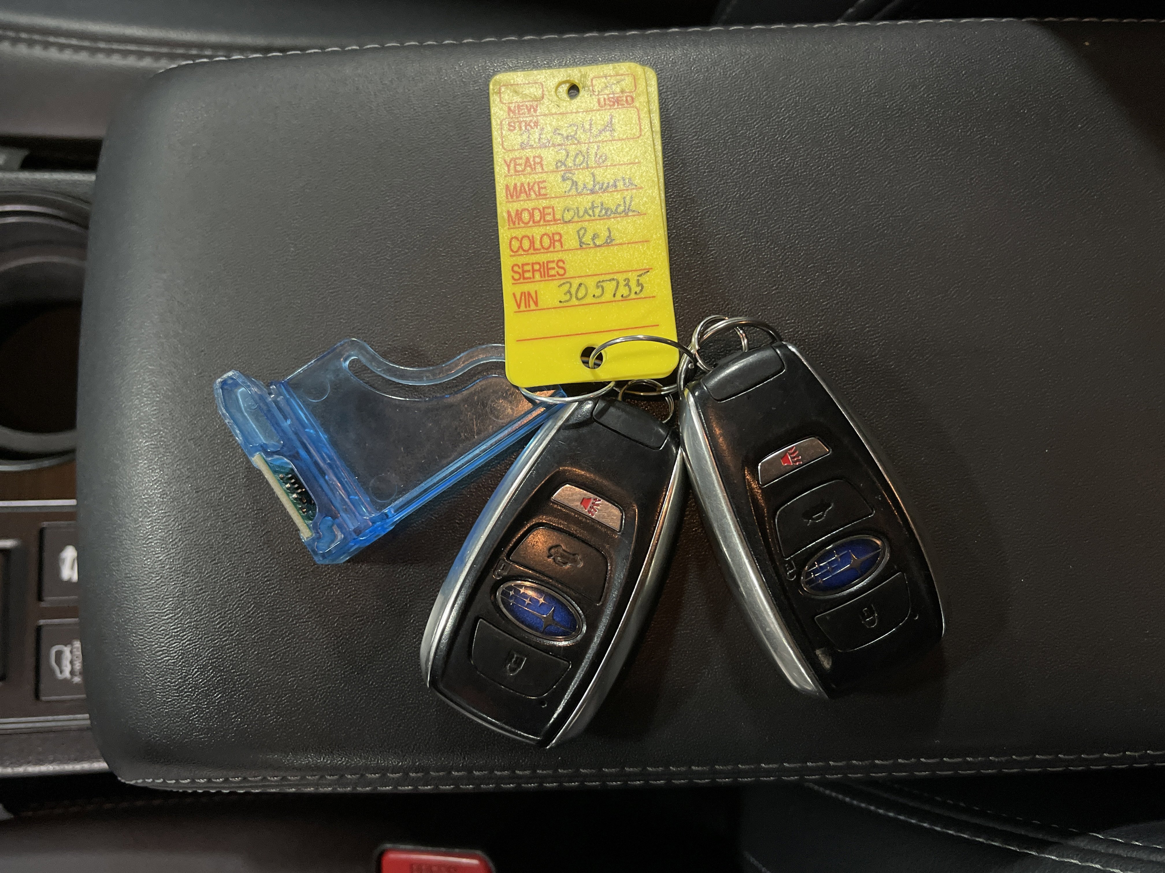 Used 2016 Subaru Outback 3.6R Limited image 26