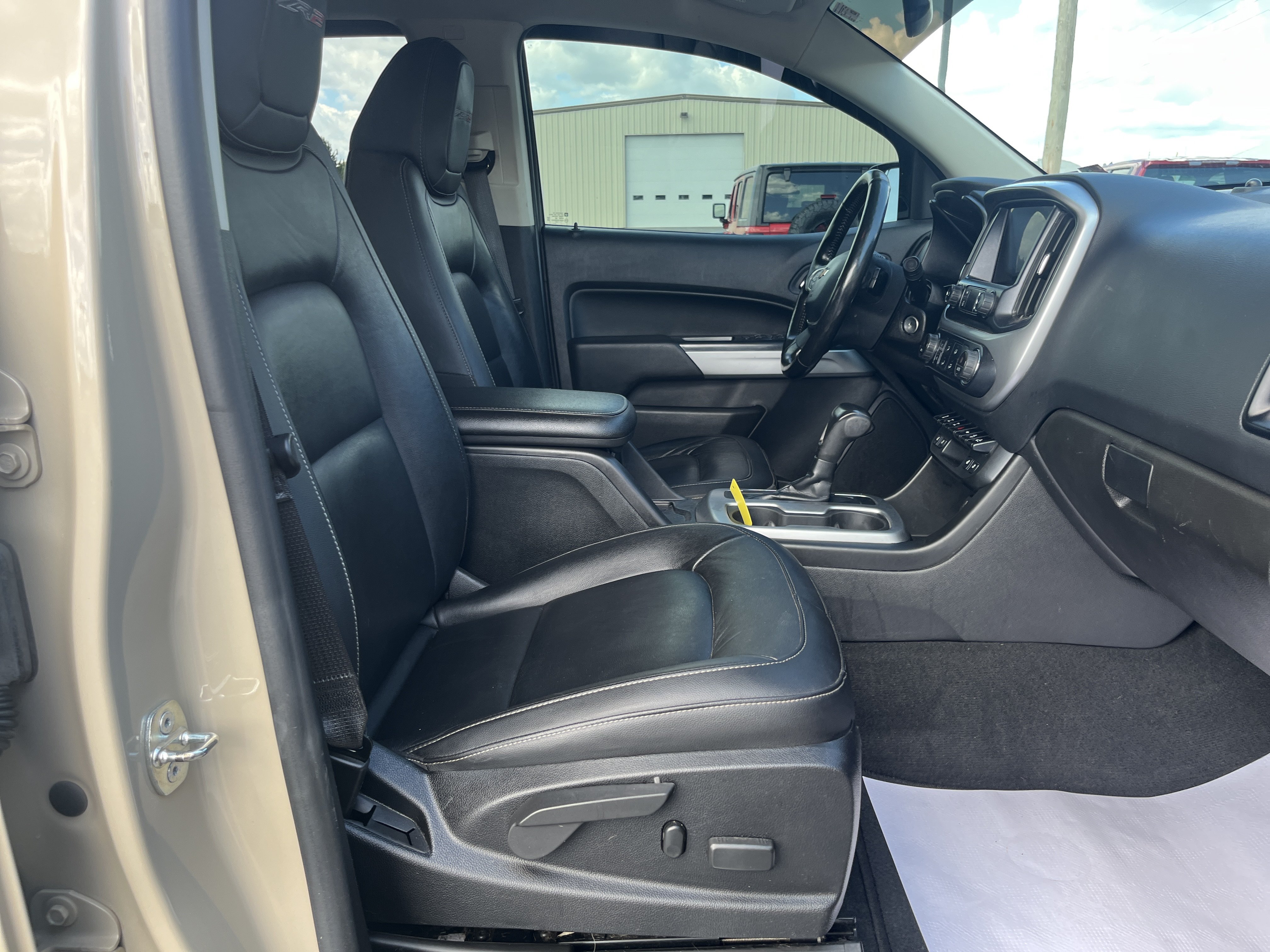 Used 2021 Chevrolet Colorado ZR2 AWD/4WD image 8