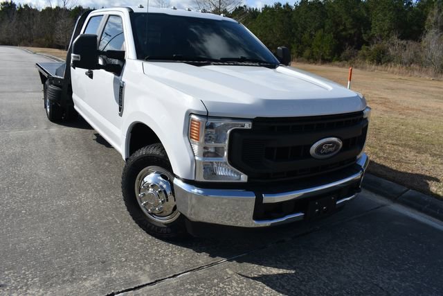 Used 2020 Ford F350 XL w/ Power Equipment Group image 2