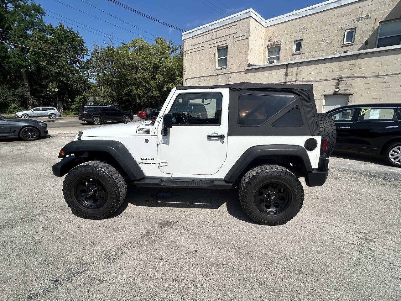 Used 2014 Jeep Wrangler Sport w/ Quick Order Package 24S AWD/4WD image 4