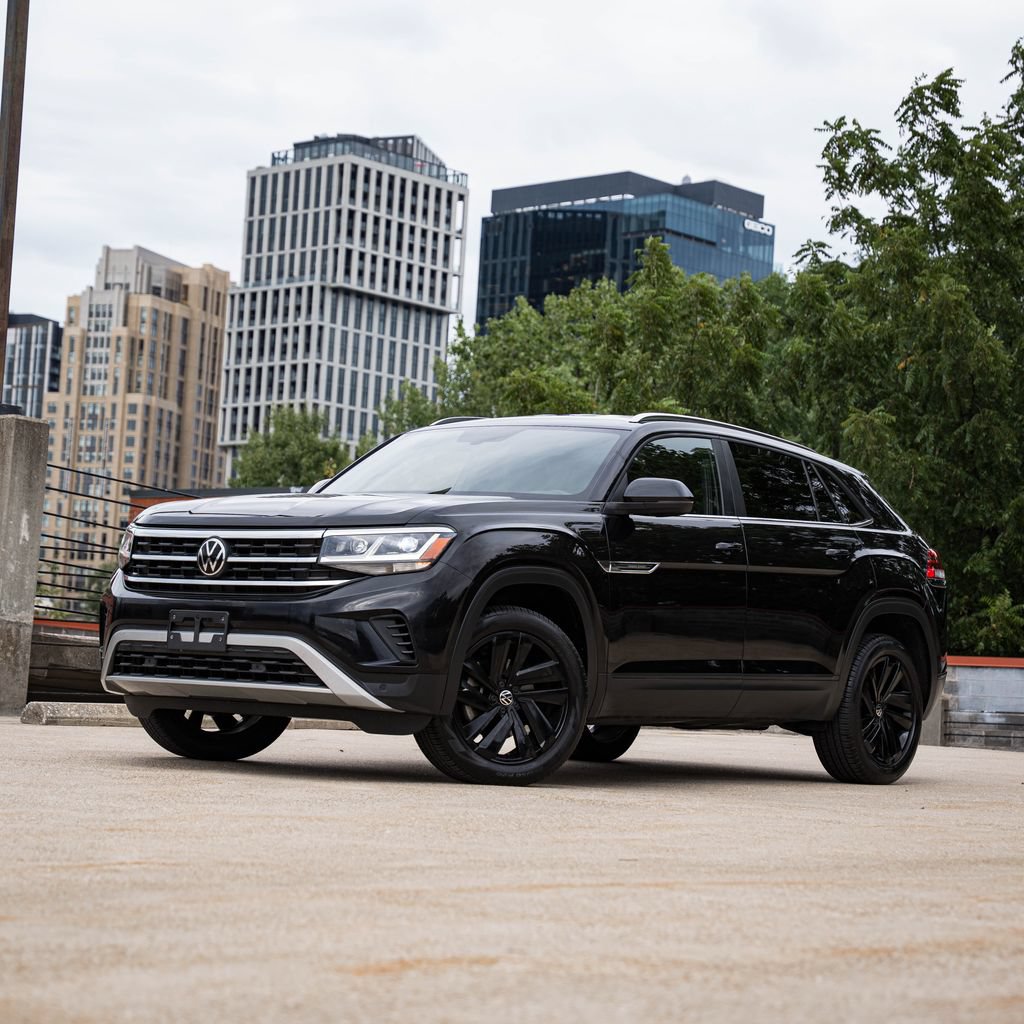 Used 2023 Volkswagen Atlas Cross Sport SE w/ Black Wheel Package AWD/4WD image 1
