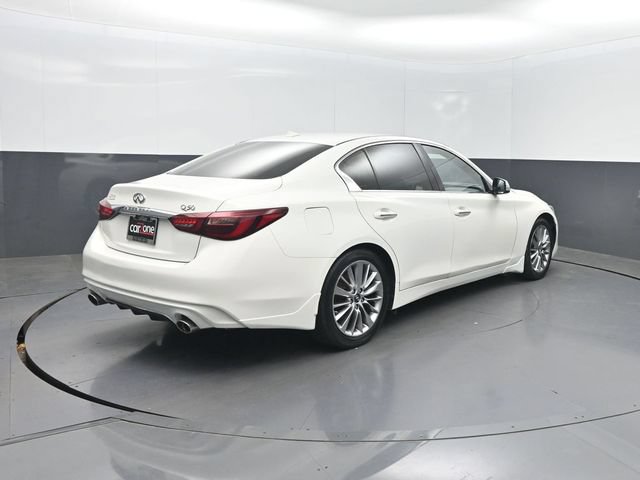 Used 2019 INFINITI Q50 Luxe w/ Essential Package (3.0T Luxe) RWD image 6