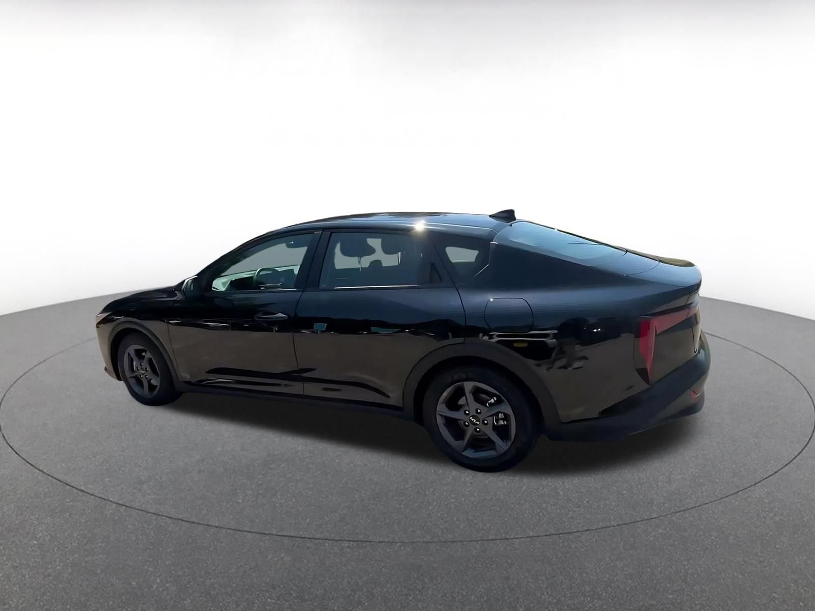Used 2026 Kia K4 FWD image 9