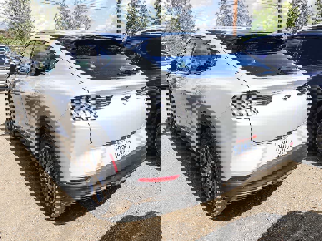 Used 2022 Ford Mustang Mach-E Select image 14