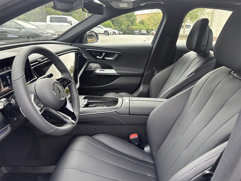 New 2026 Mercedes-Benz E 350 4MATIC Sedan image 8