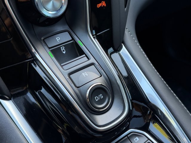 Used 2026 Acura RDX SH-AWD image 28