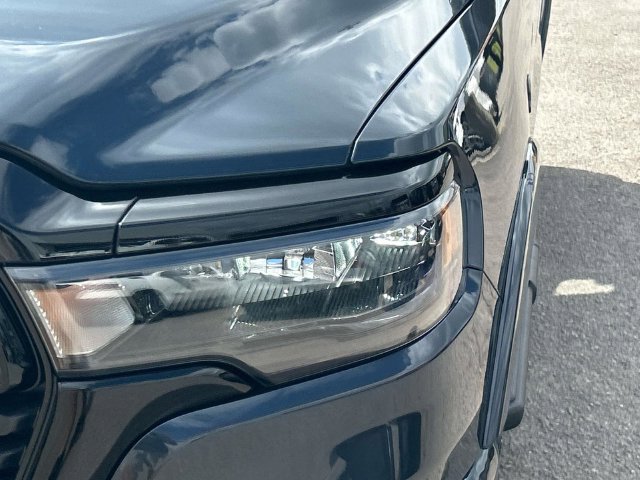 New 2027 RAM 1500 4x4 Crew Cab image 9
