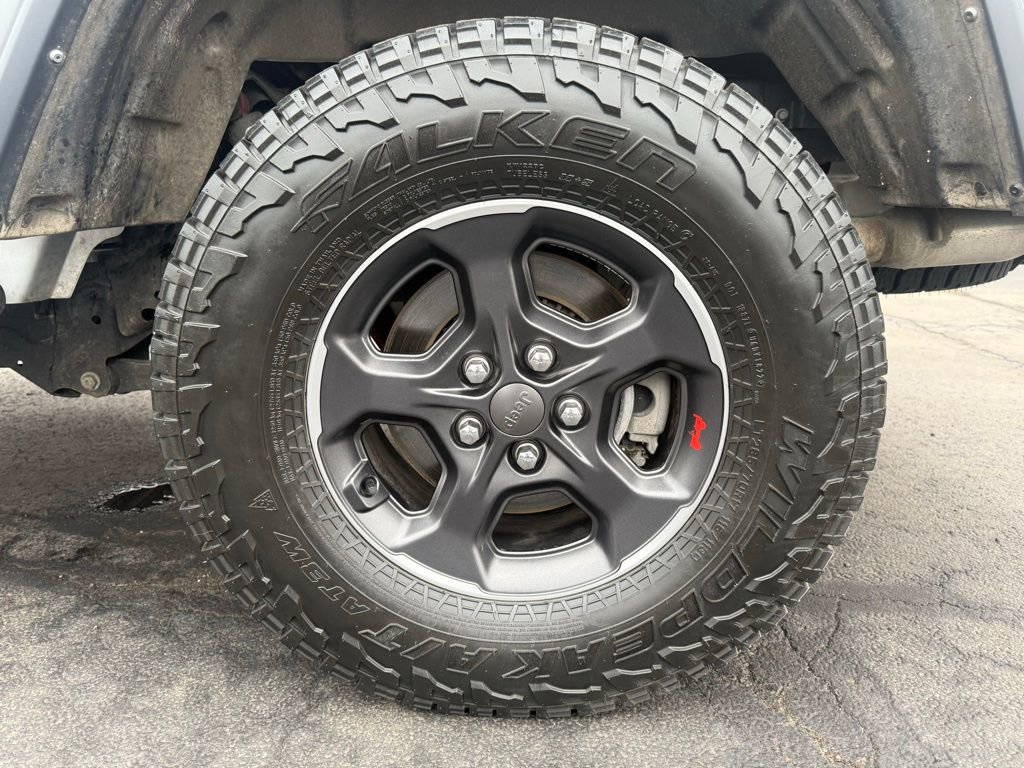 Used 2023 Jeep Gladiator Rubicon w/ Cold Weather Group image 37