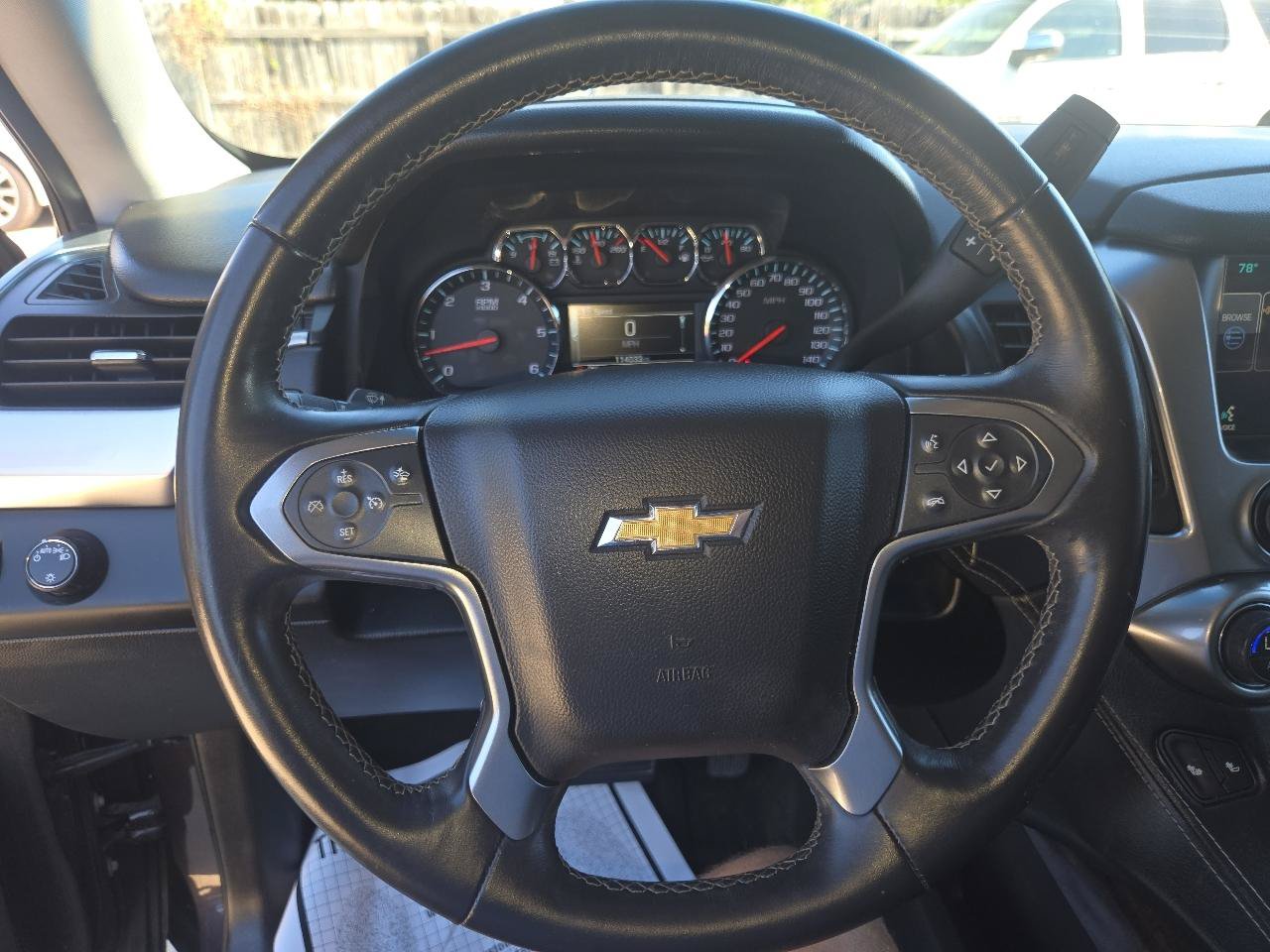 Used 2015 Chevrolet Tahoe LT RWD image 9