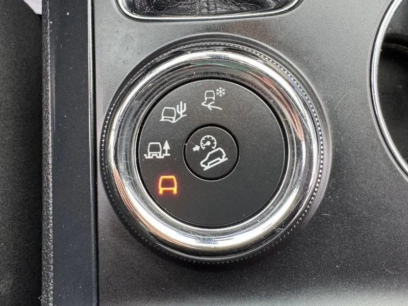 Used 2018 Ford Explorer Platinum image 37