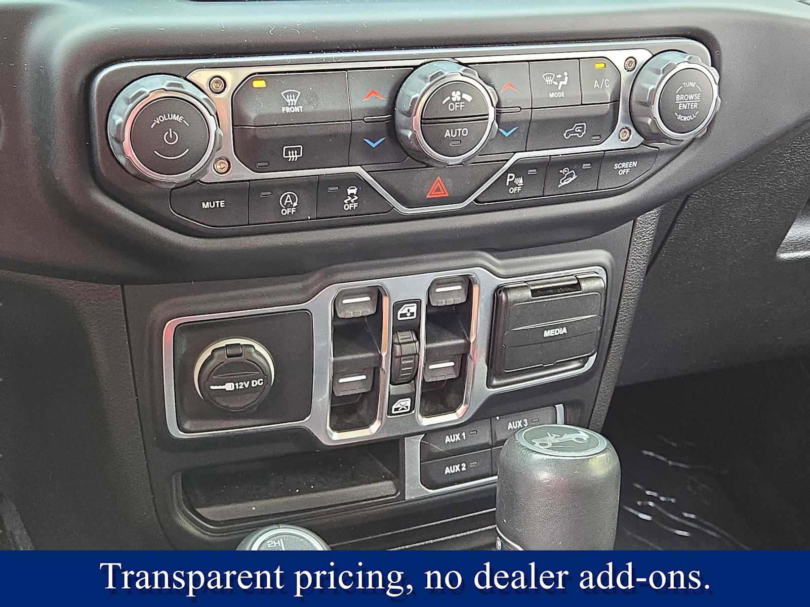 Used 2020 Jeep Wrangler Unlimited Sahara image 59