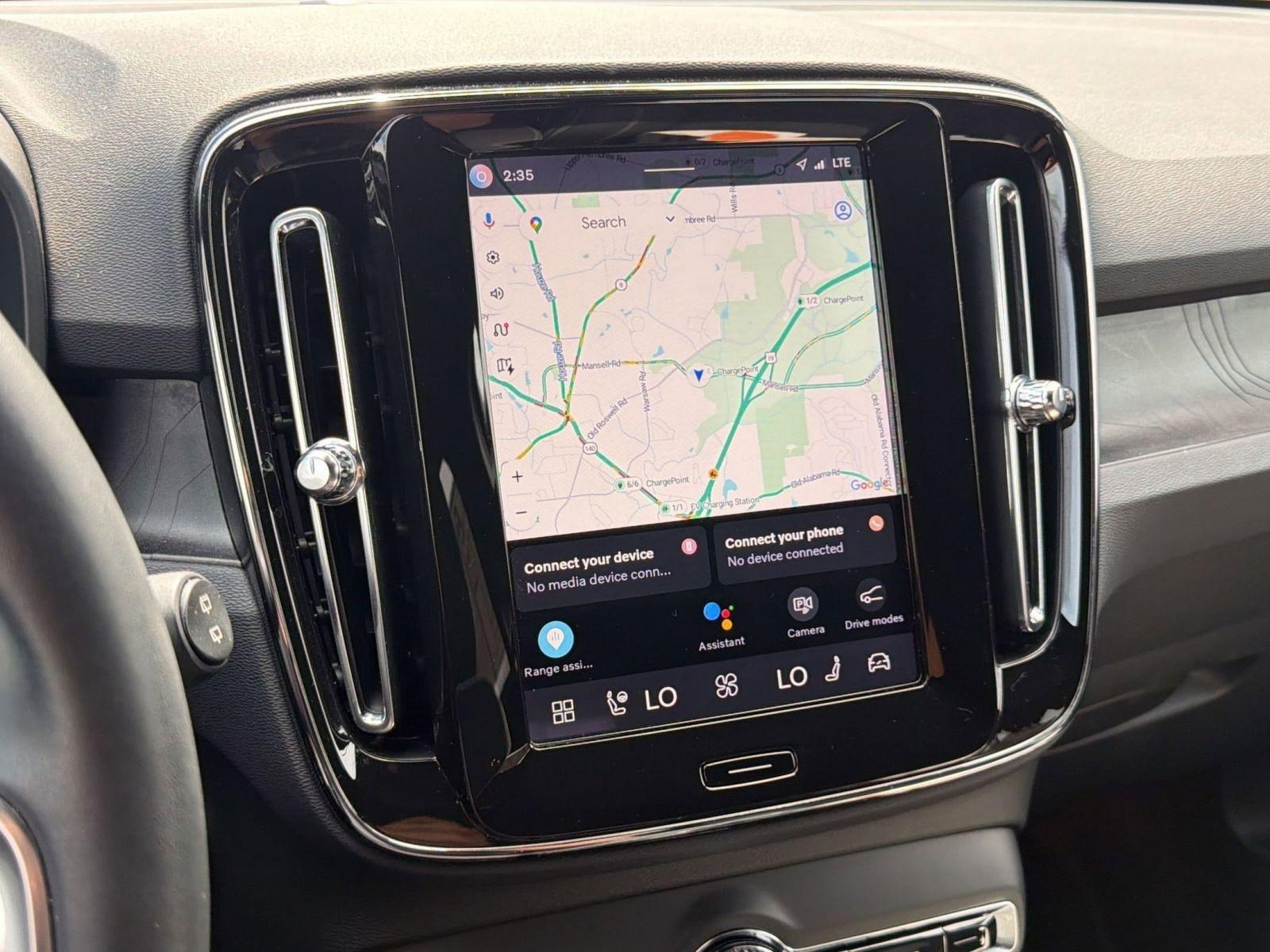 Certified 2024 Volvo XC40 Recharge Plus w/ Protection Package Premier RWD image 23