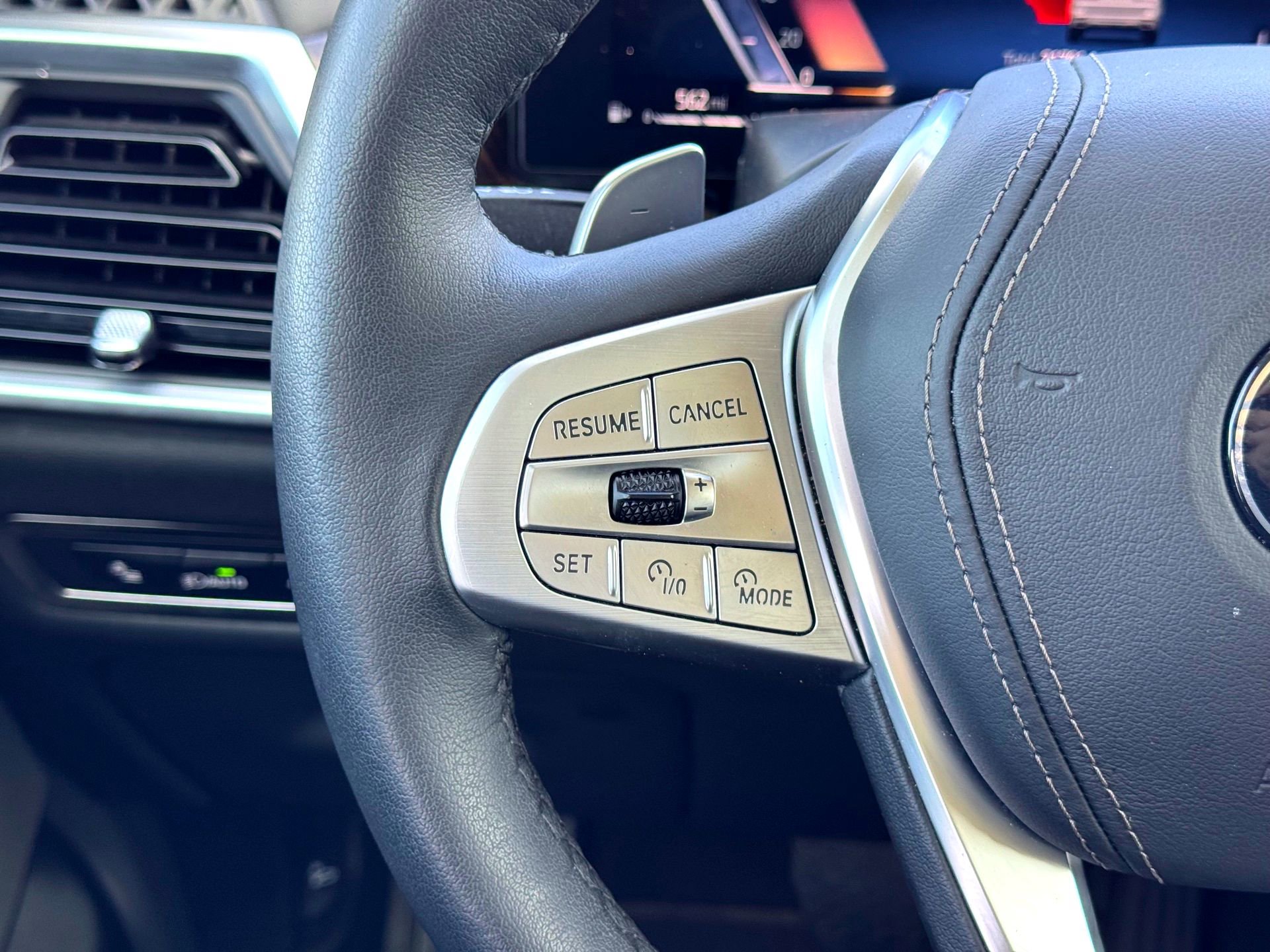 Used 2026 BMW X7 xDrive40i image 30