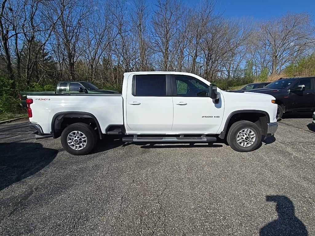 Used 2025 Chevrolet Silverado 2500 LT w/ Convenience Package image 9