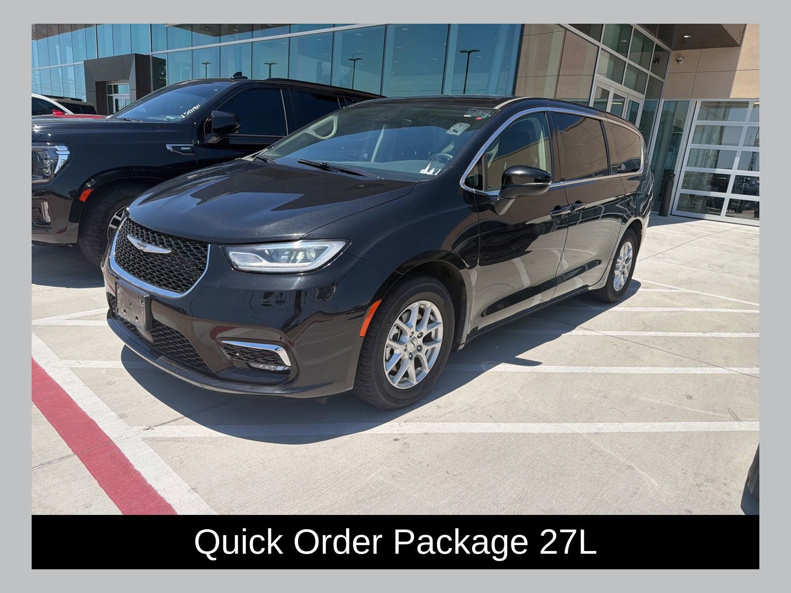 Used 2023 Chrysler Pacifica Touring-L