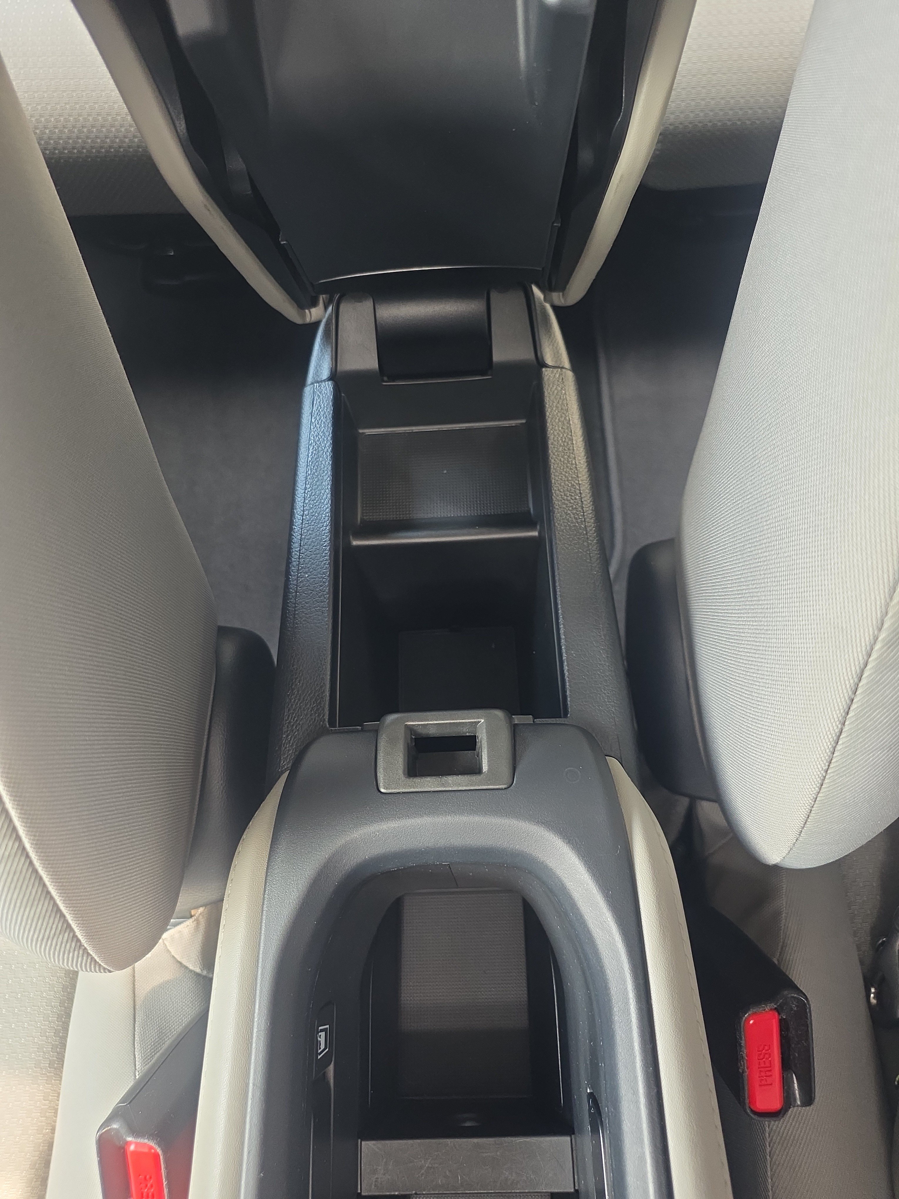 Used 2020 Honda HR-V LX image 25