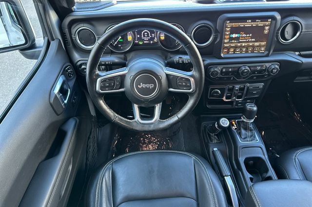 Used 2023 Jeep Wrangler Unlimited Sahara w/ Cold Weather Group AWD/4WD image 16