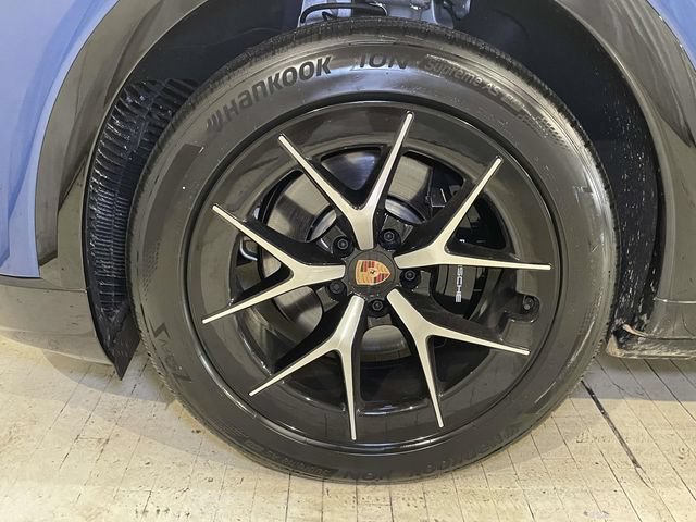 New 2026 Porsche Cayenne Electric AWD/4WD image 14